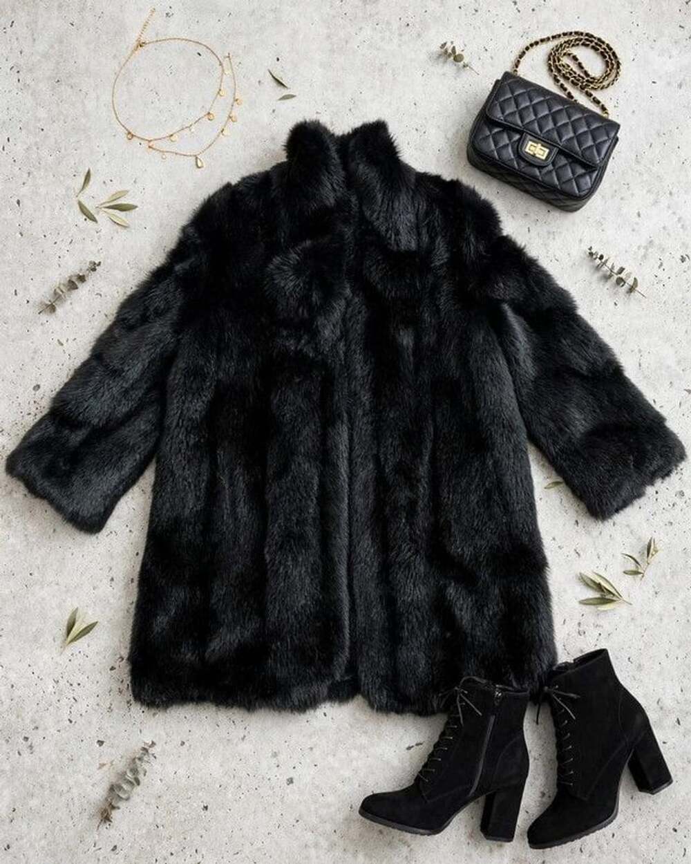 Style VI LTD Black Faux Fur Coat